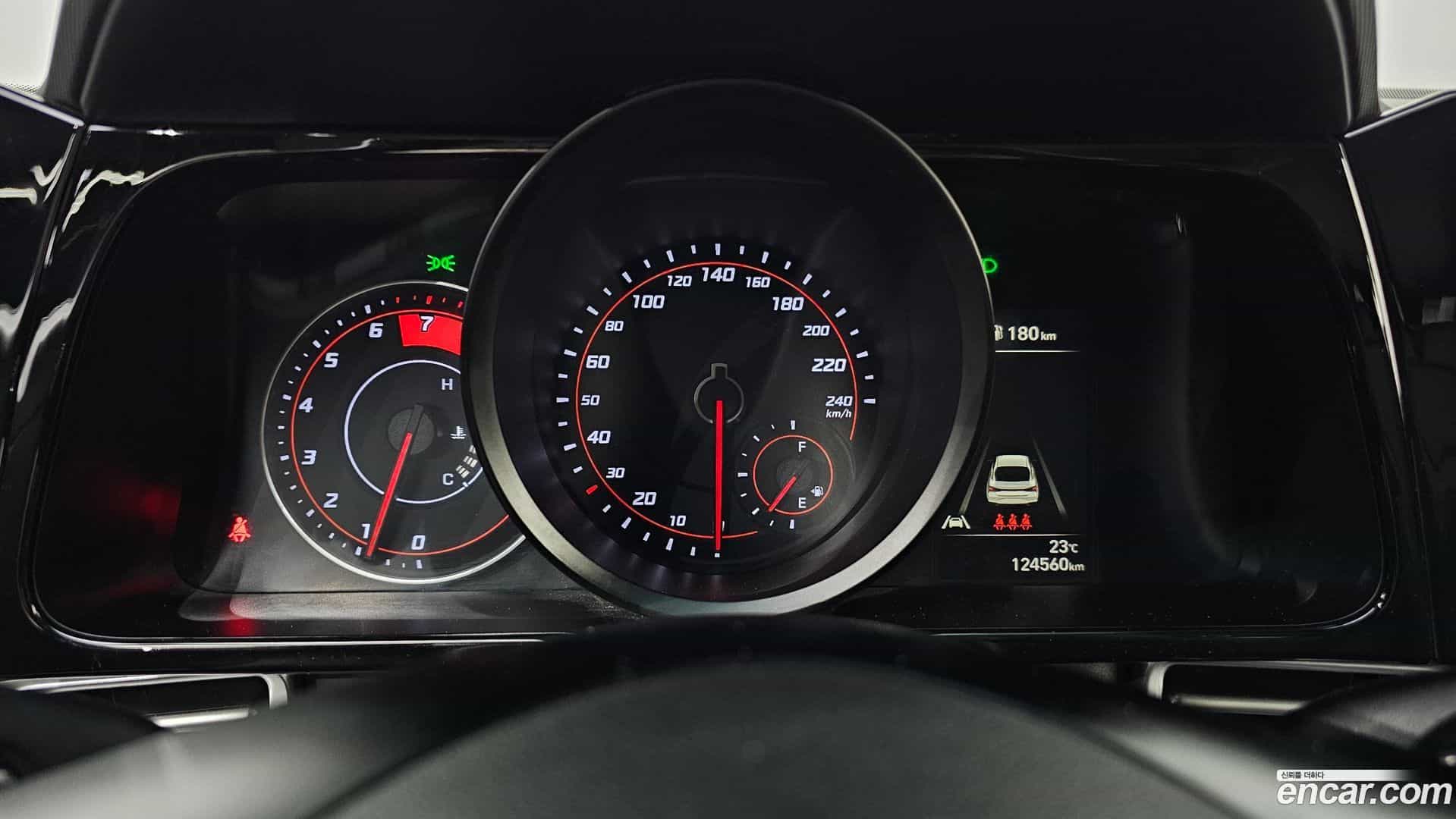AVANTE Hyundai 2021.5-INNER-008