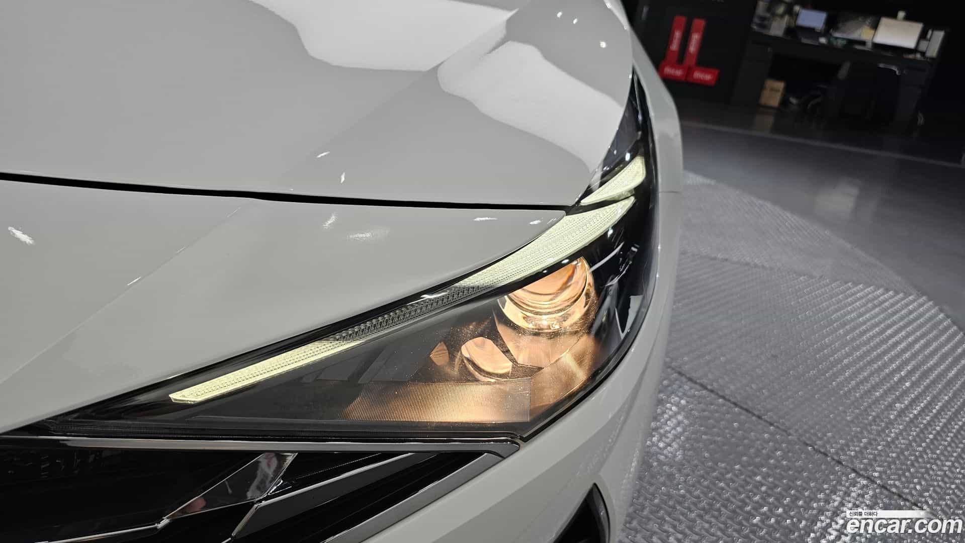 AVANTE Hyundai 2021.5-OUTER-032