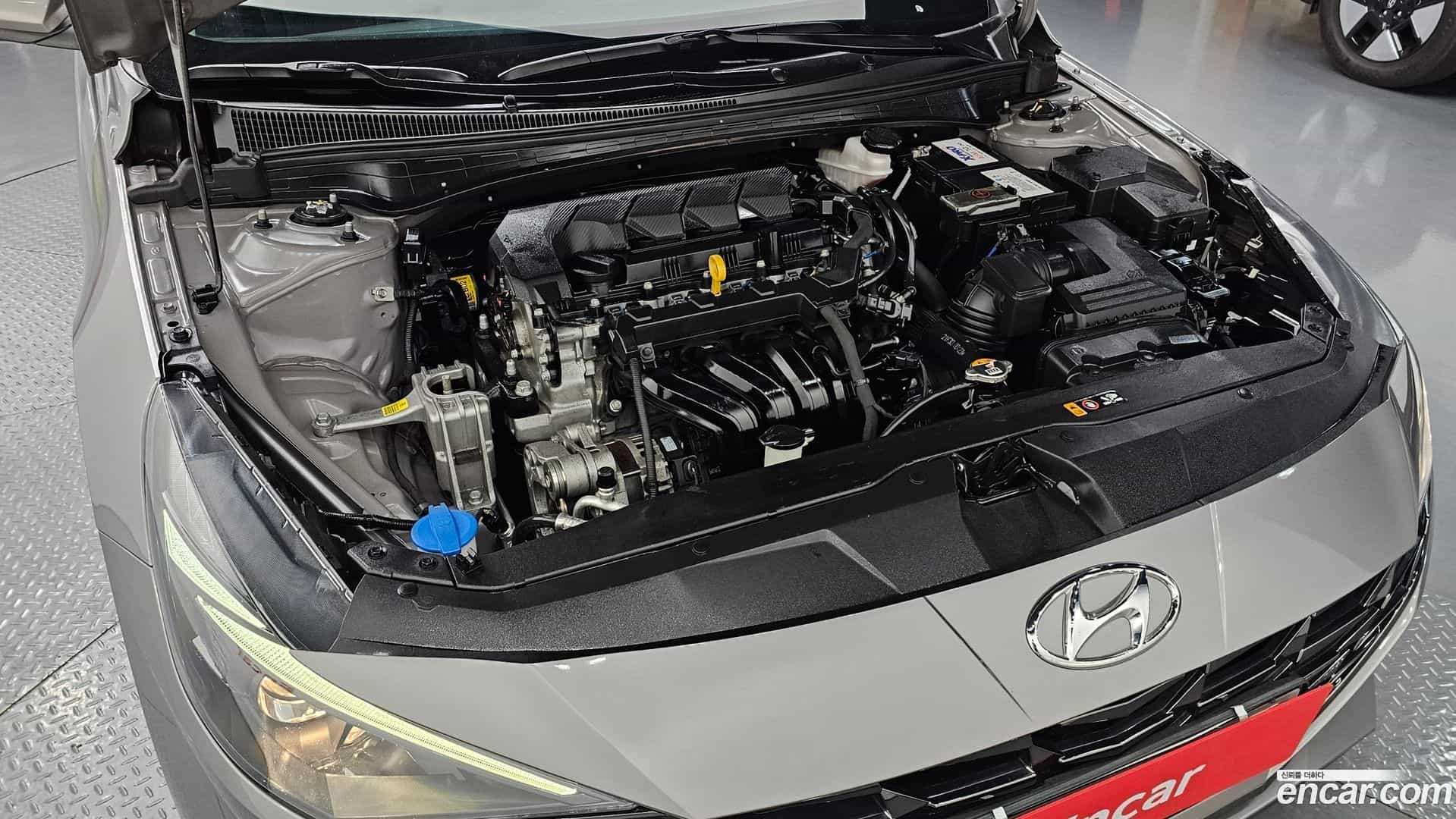 AVANTE Hyundai 2021.6-OUTER-006