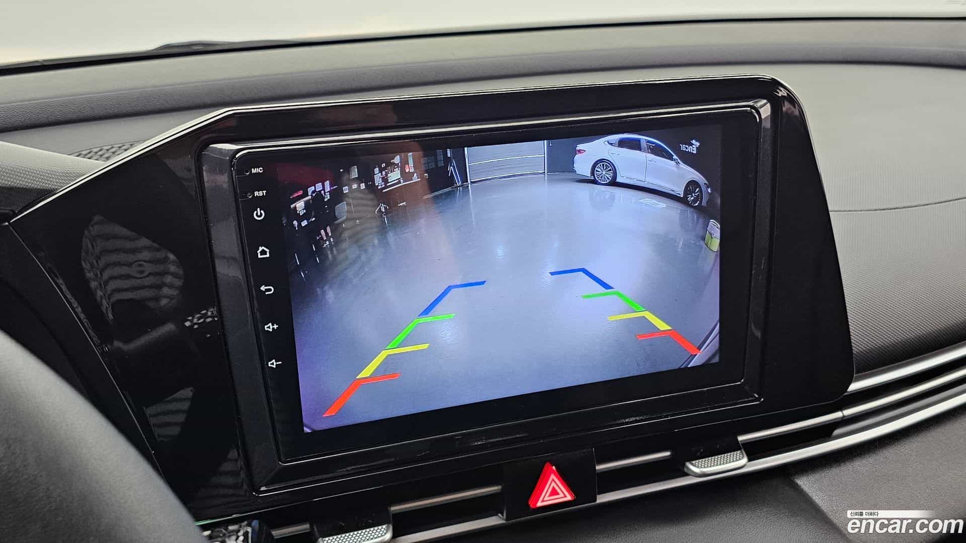 AVANTE Hyundai 2021.6-OPTION-023