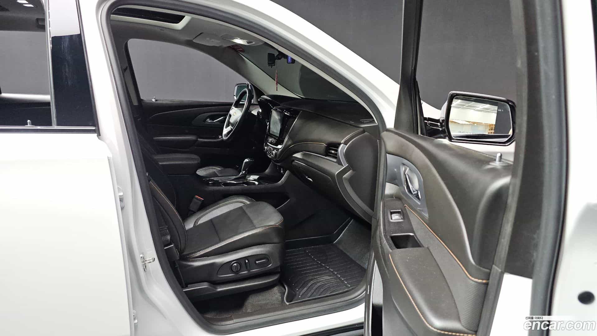 Traverse Chevrolet 2020.5-OPTION-021