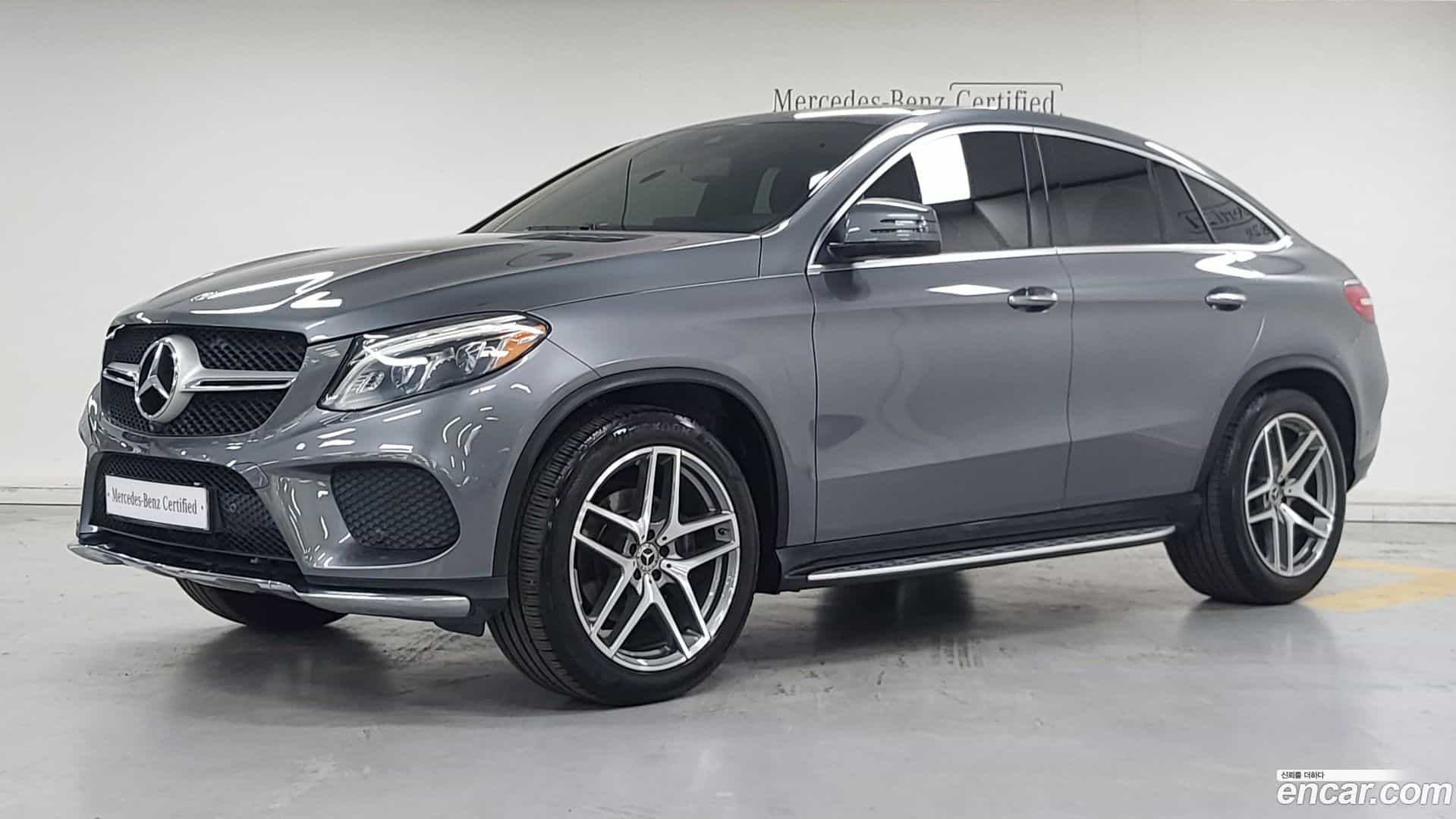 GLE-Class Mercedes-Benz 2018.4-OUTER-001