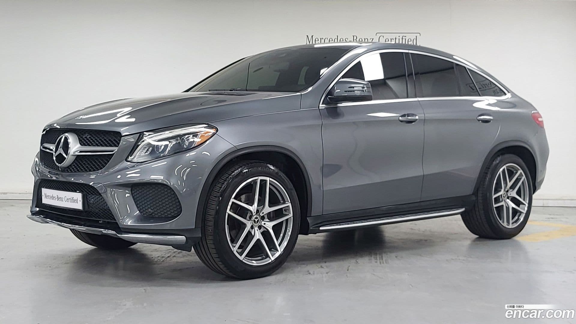 Main__Slider__Photo:GLE-Class Mercedes-Benz 2018.4-0