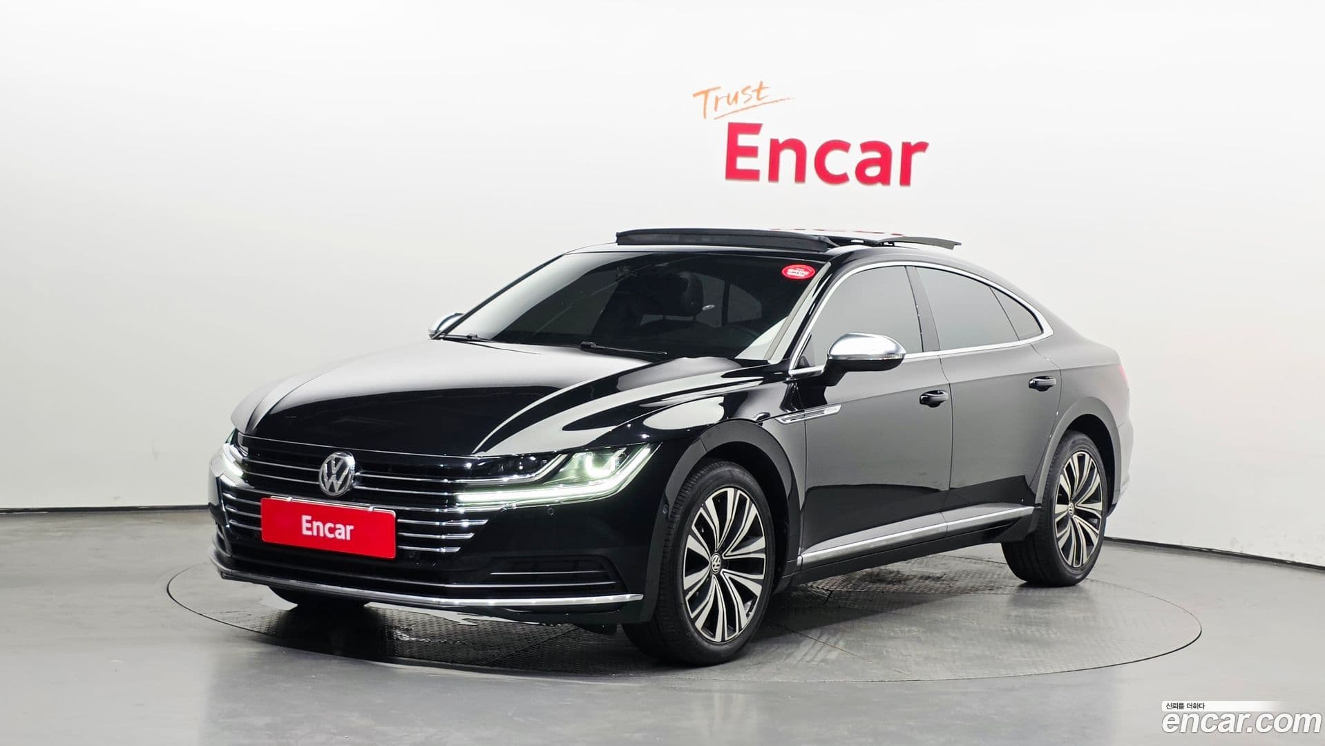 Main__Slider__Photo:Arteon Volkswagen 2019.5-0