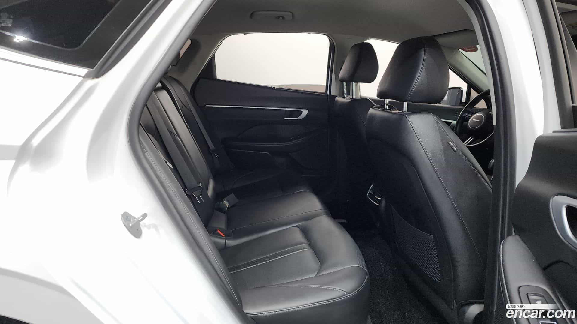 Sonata Hyundai 2025.1-OPTION-015