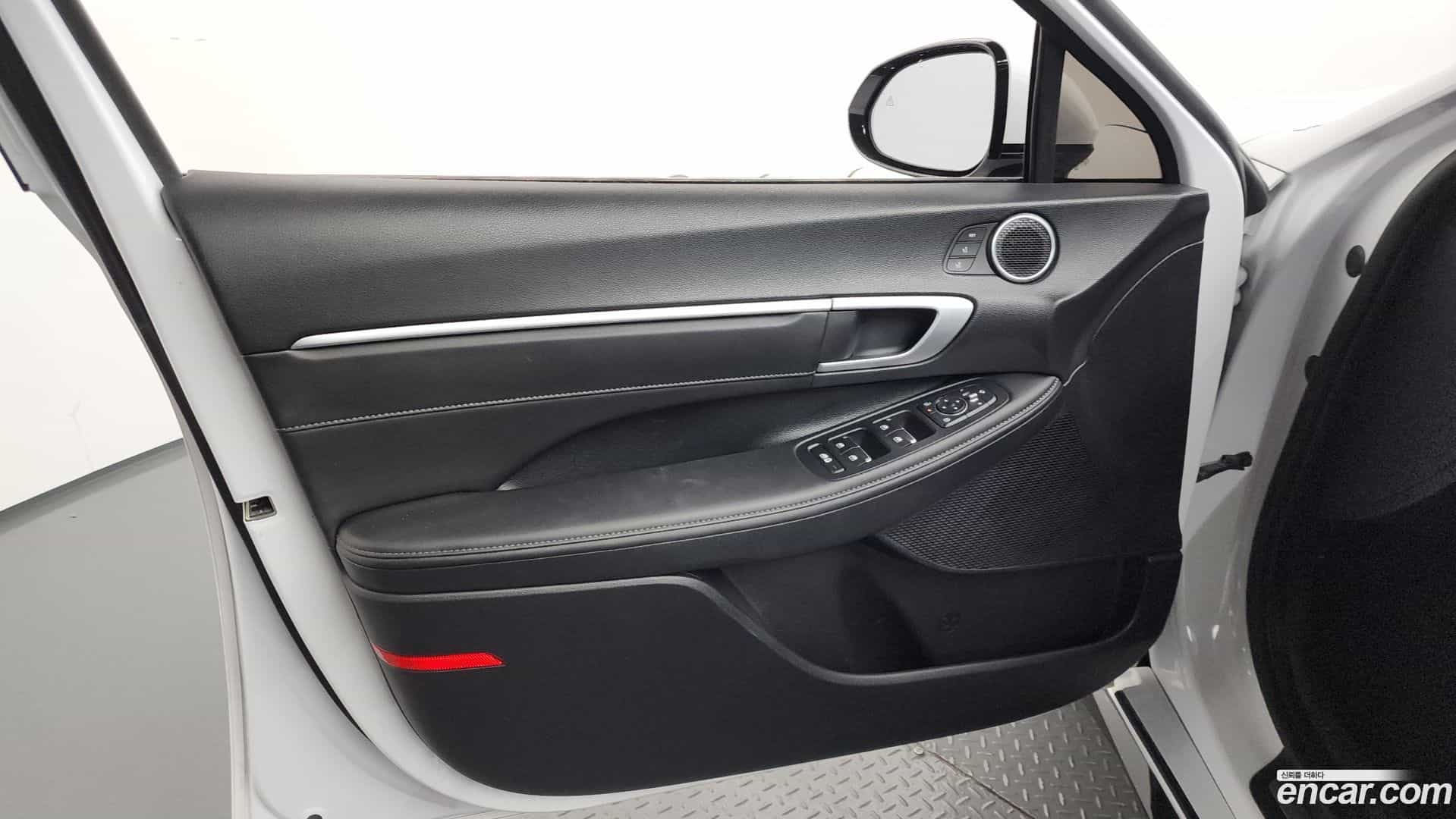 Sonata Hyundai 2025.1-INNER-034