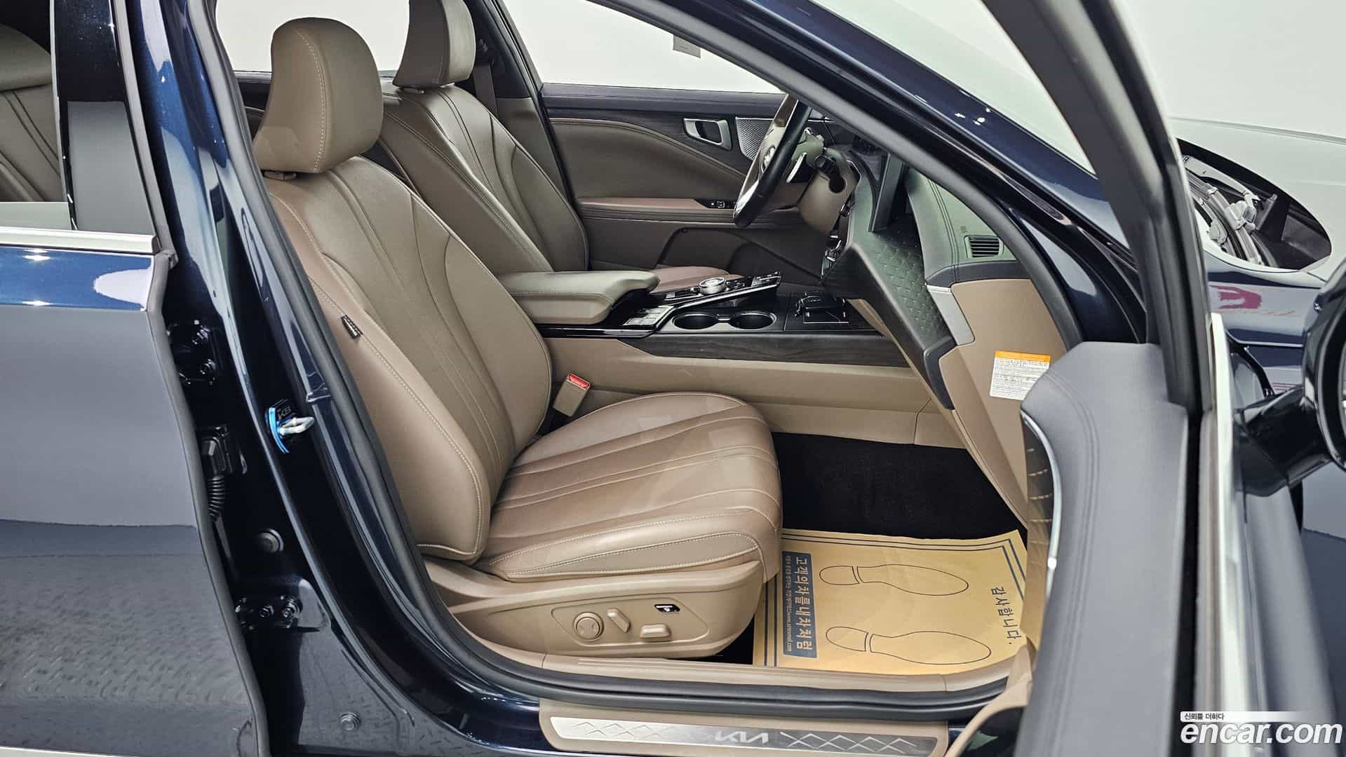 K8 Kia 2023.2-INNER-010
