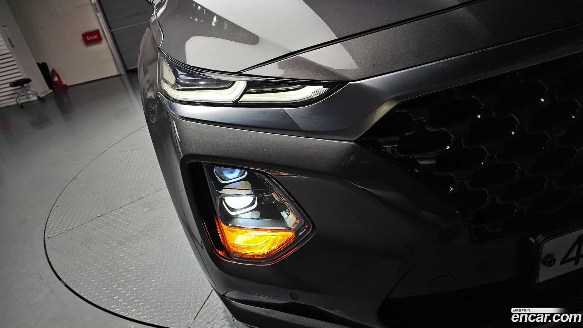 Santafe Hyundai 2019.6-OUTER-032