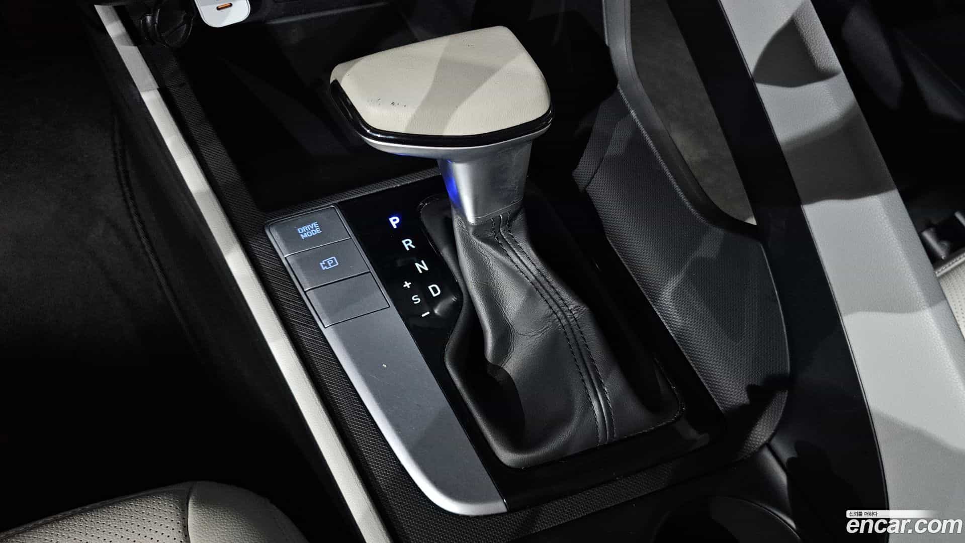 AVANTE Hyundai 2021.4-INNER-009
