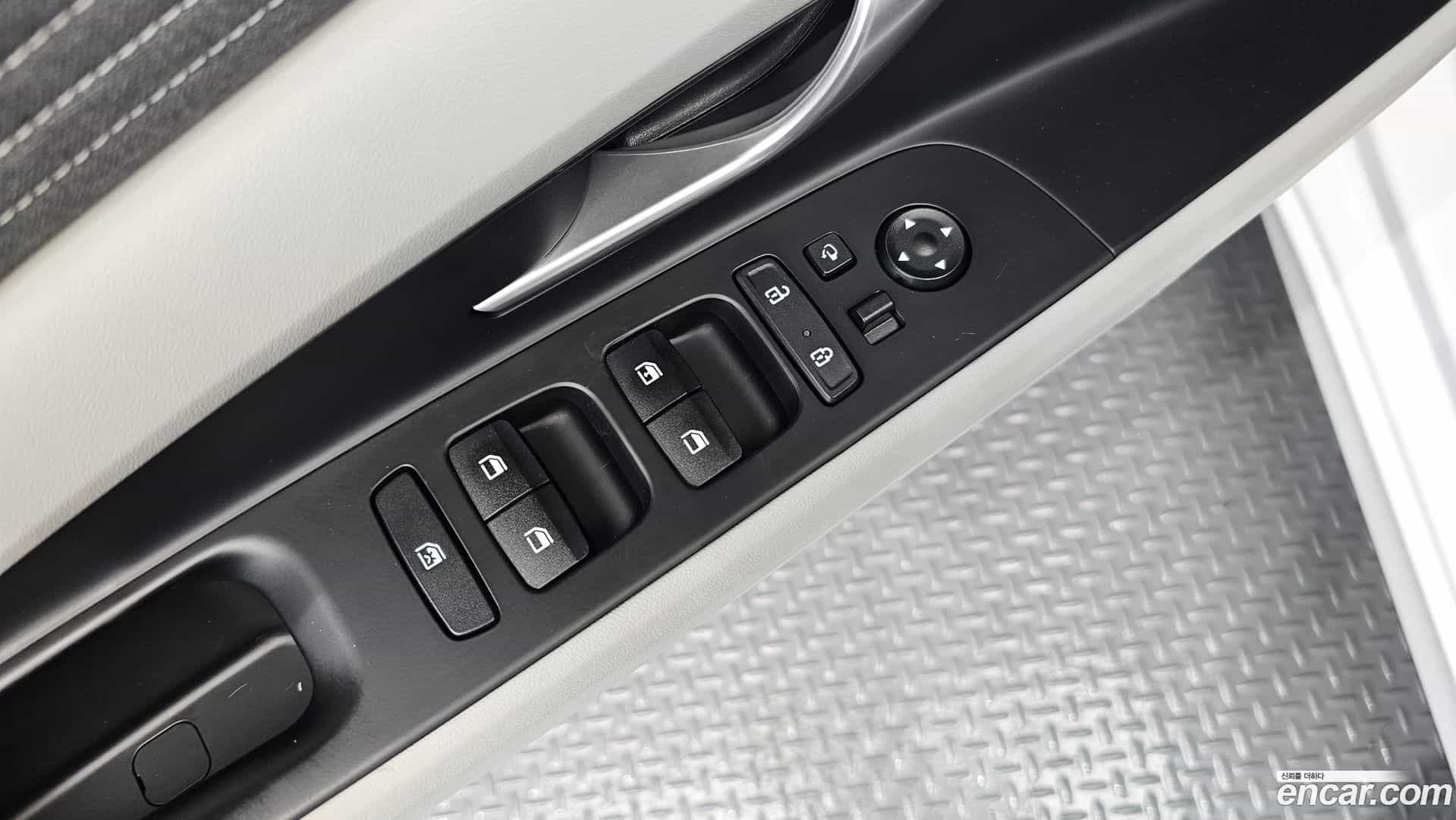 AVANTE Hyundai 2021.4-OPTION-019