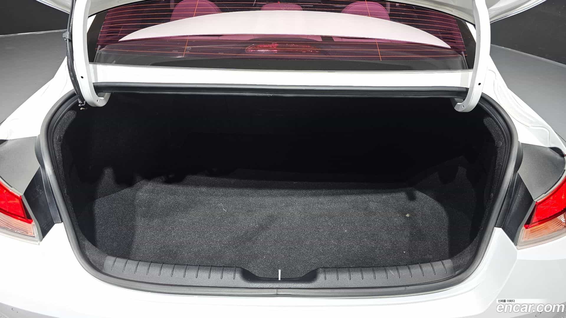 AVANTE Hyundai 2021.4-OPTION-021