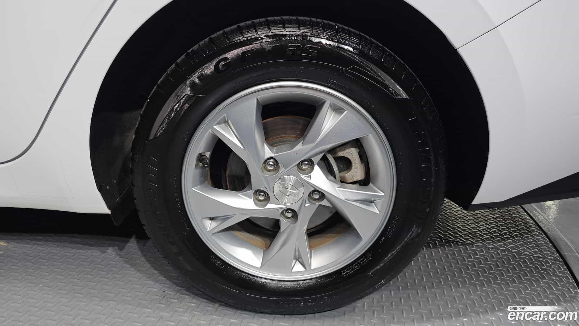 AVANTE Hyundai 2021.4-OUTER-031