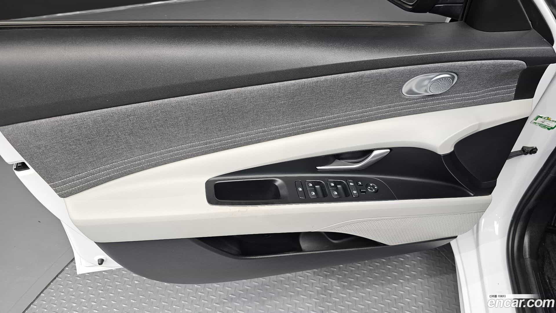 AVANTE Hyundai 2021.4-INNER-034