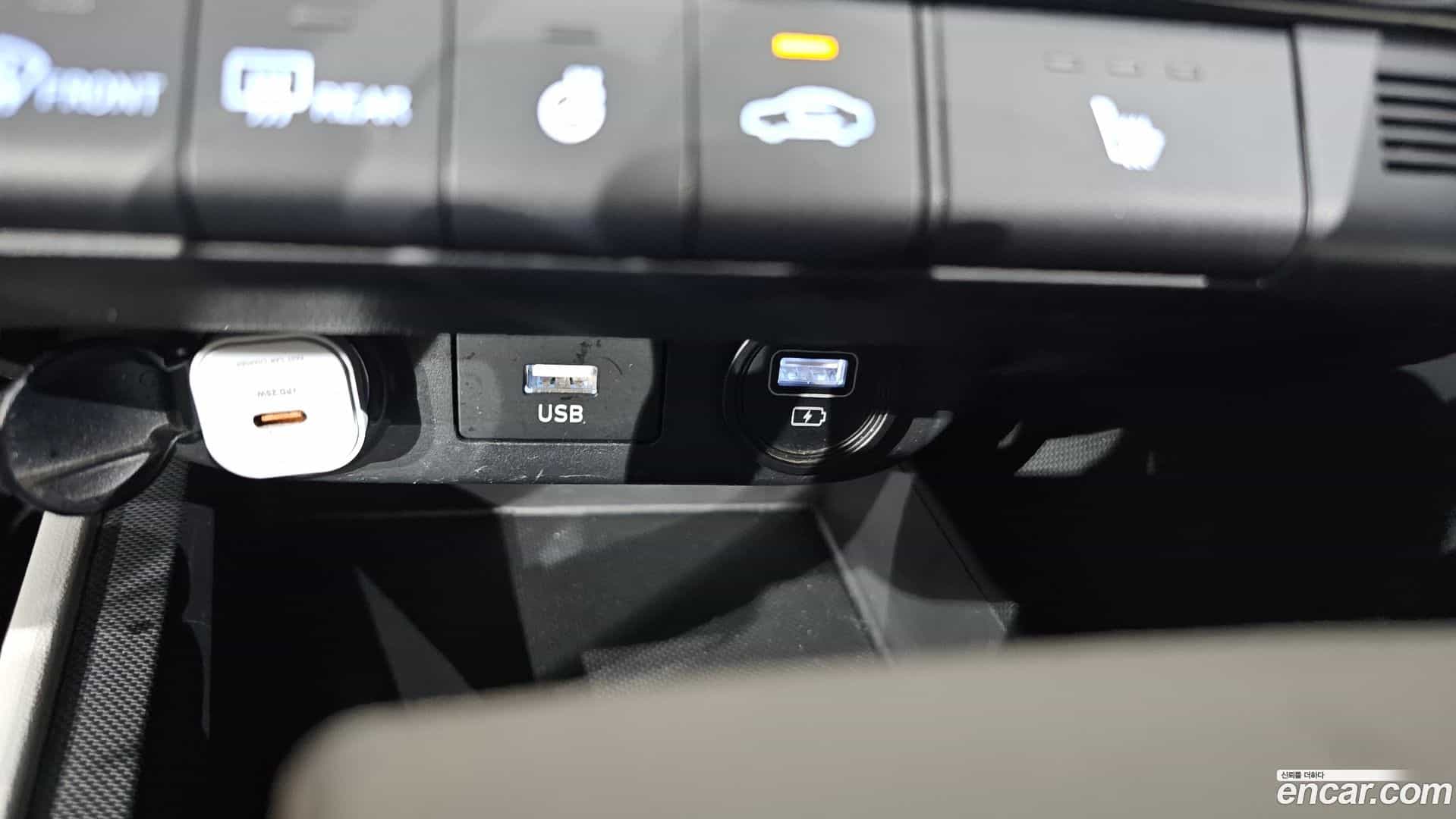 AVANTE Hyundai 2021.4-OPTION-041