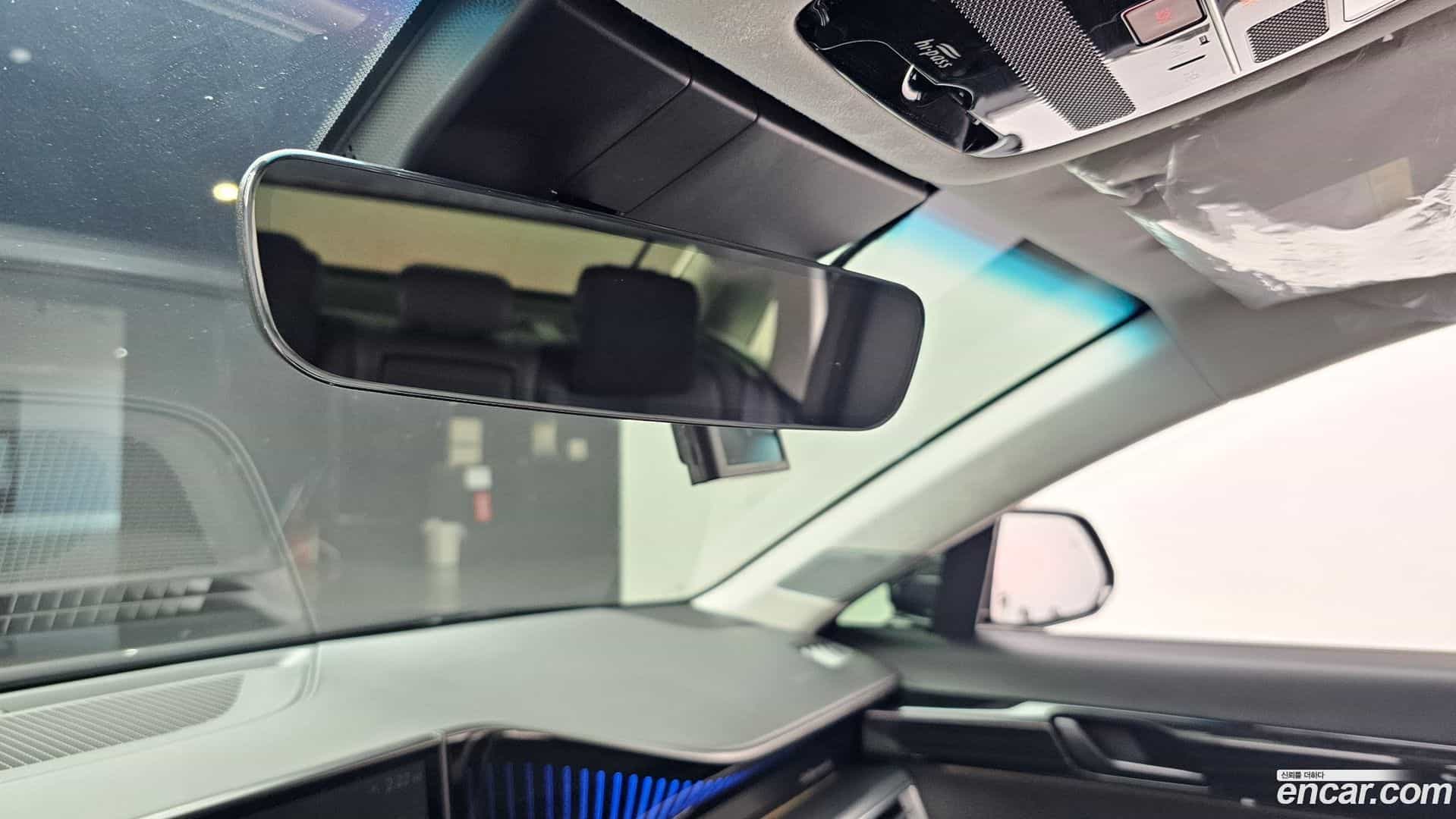 Grandeur Hyundai 2023.0-OPTION-046