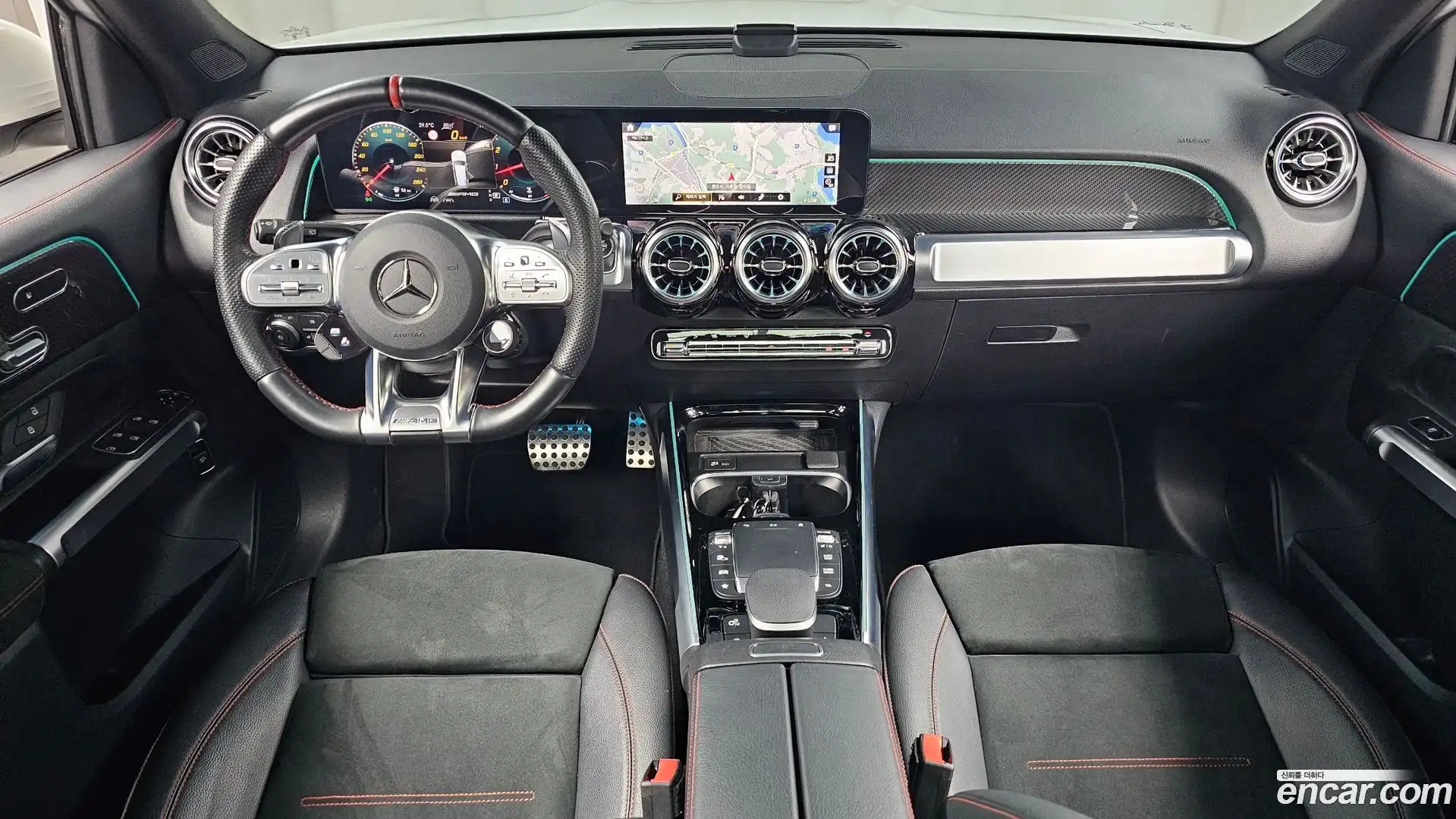 GLB-Class Mercedes-Benz 2023.11-INNER-007