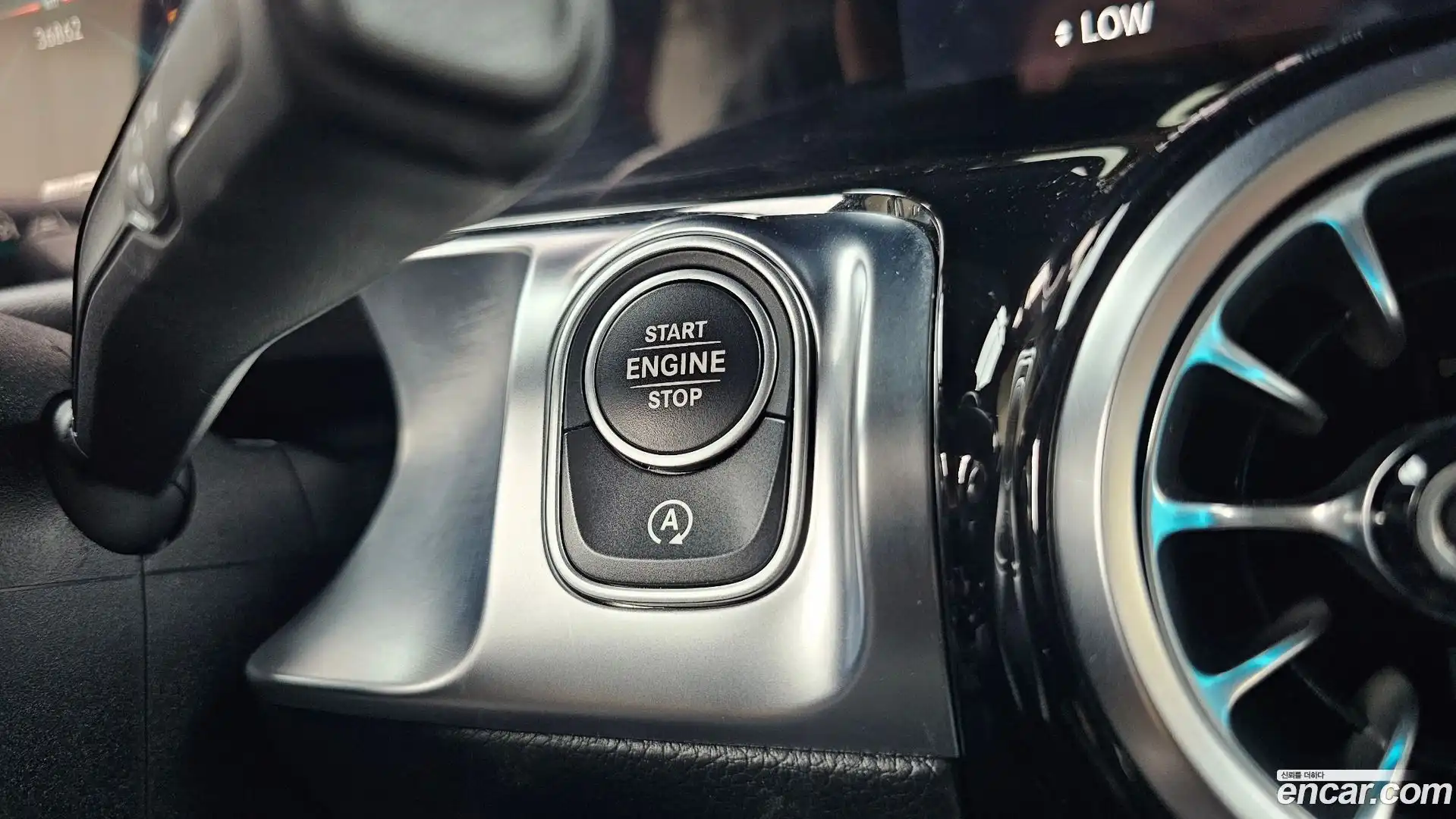 GLB-Class Mercedes-Benz 2023.11-OPTION-040