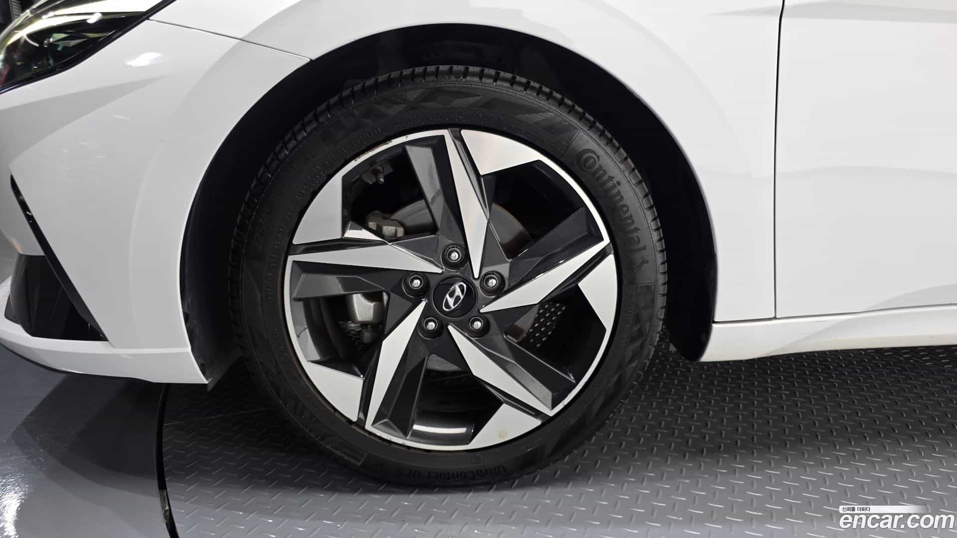 AVANTE Hyundai 2020.5-OUTER-005