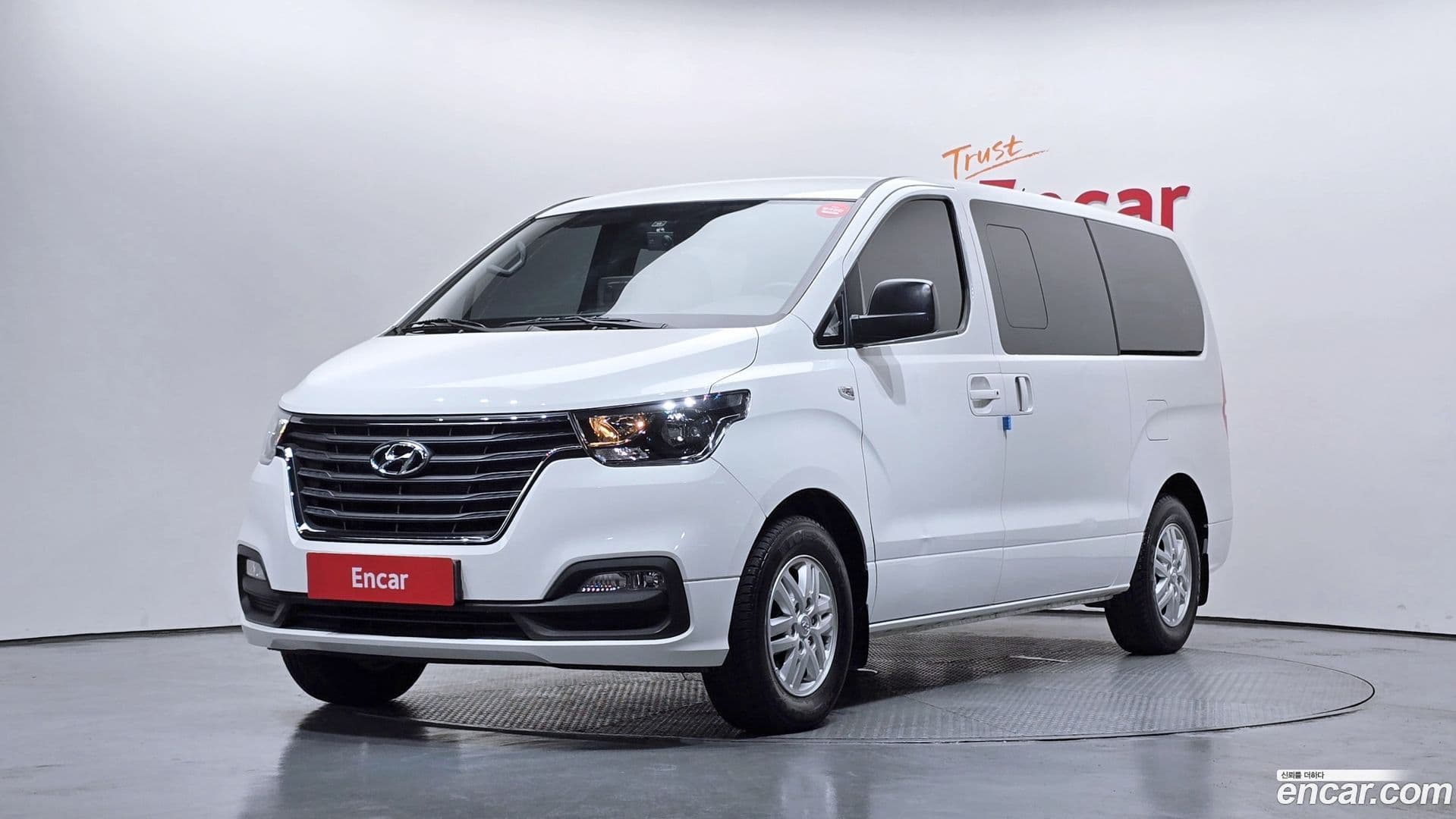 Main__Slider__Photo:Starex Hyundai 2020.10-0