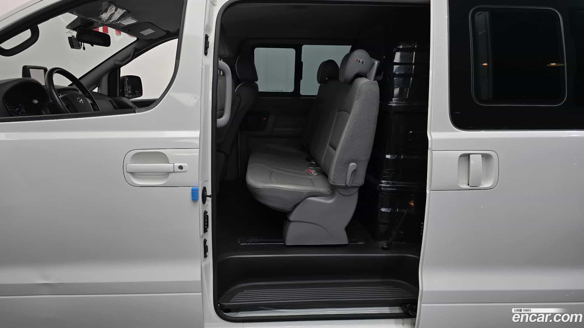 Starex Hyundai 2020.10-OPTION-015