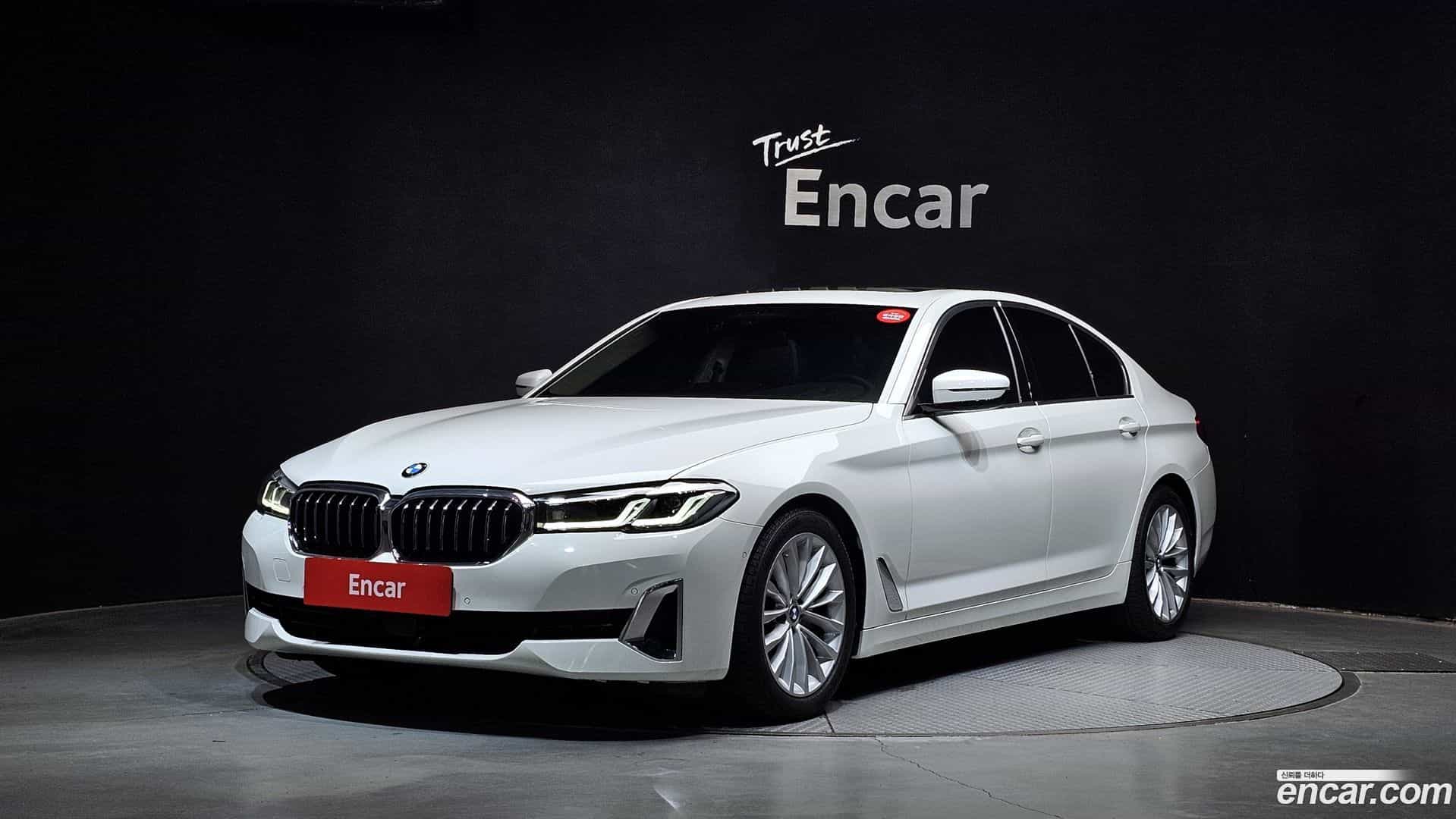 5-Series BMW 2022.10-OUTER-001