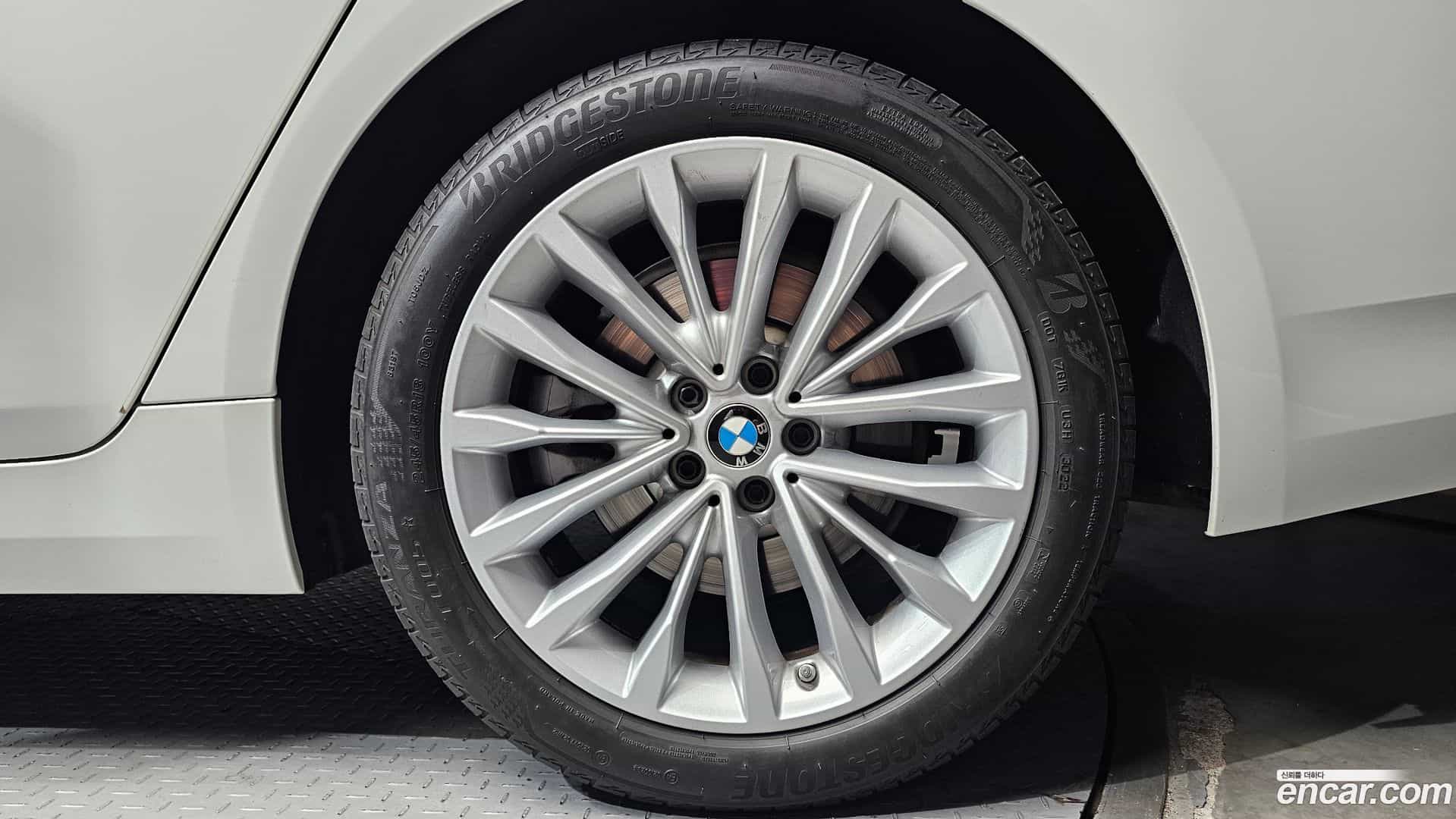 5-Series BMW 2022.10-OUTER-031