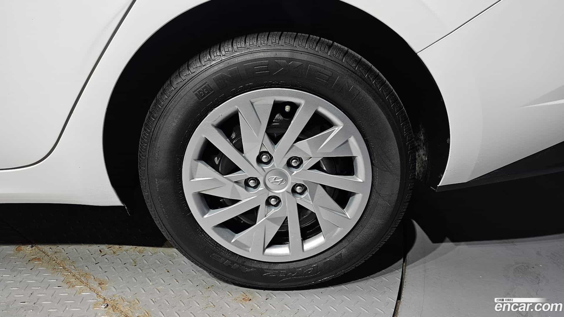 AVANTE Hyundai 2021.8-OUTER-031