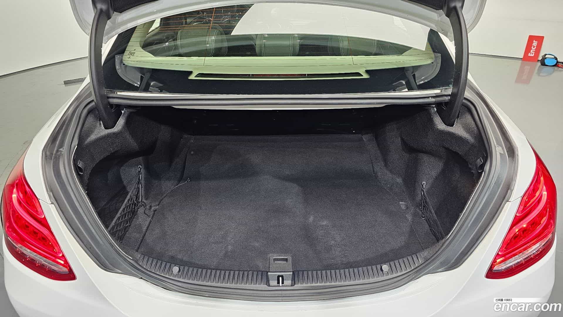 C-Class Mercedes-Benz 2016.4-OPTION-024