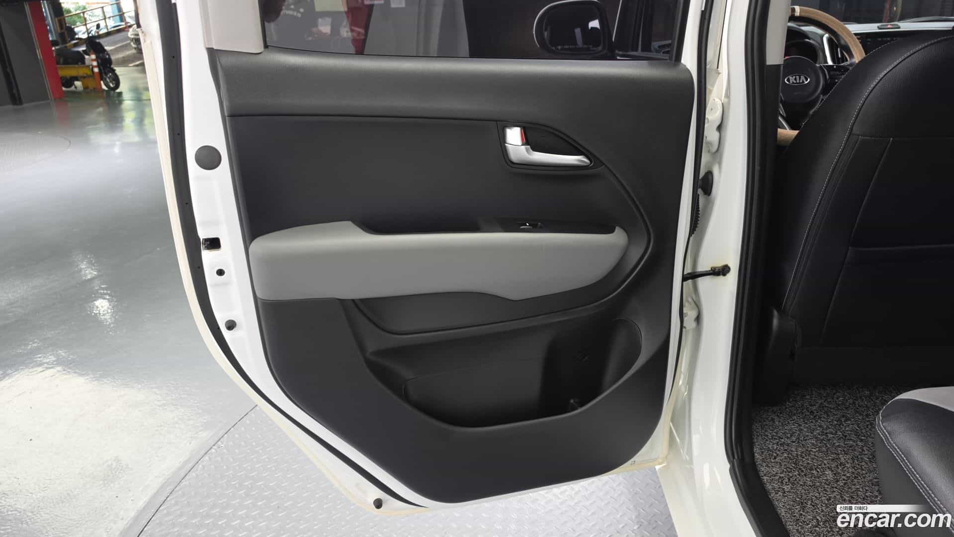 RAY Kia 2020.5-INNER-035