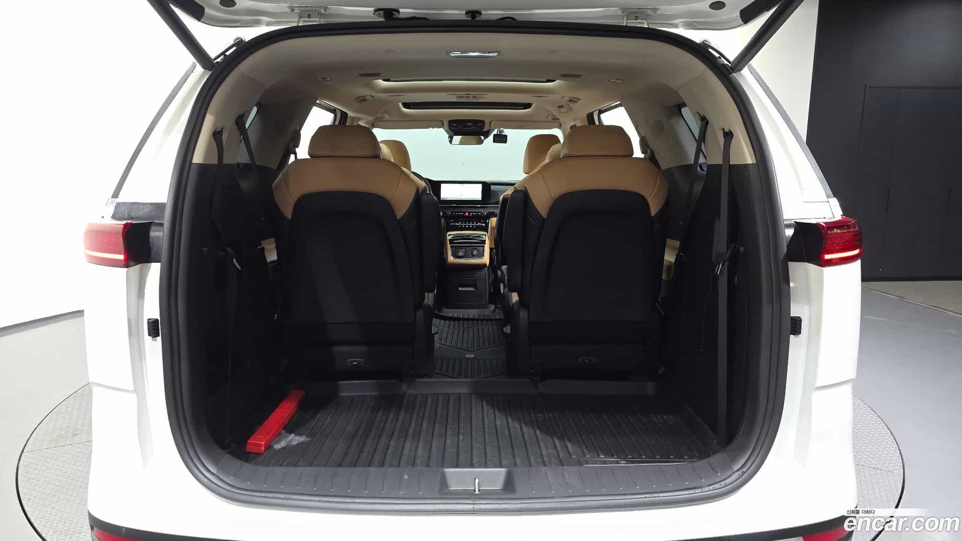 Canival Kia 2023.7-OPTION-024