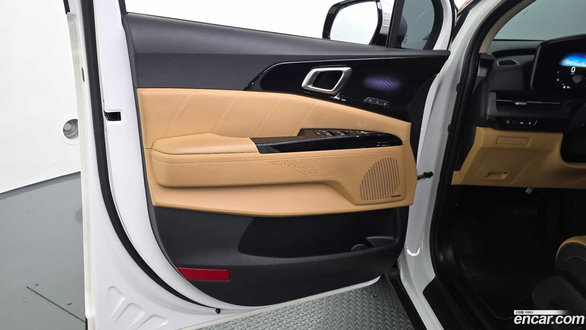 Canival Kia 2023.7-INNER-034