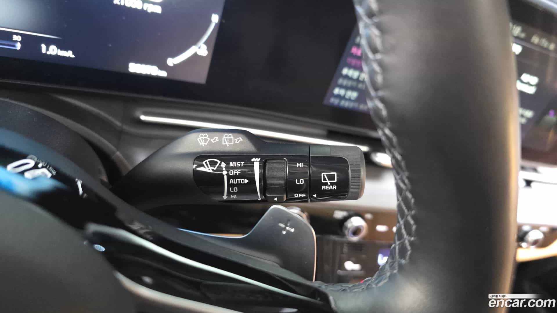 Canival Kia 2023.7-OPTION-042