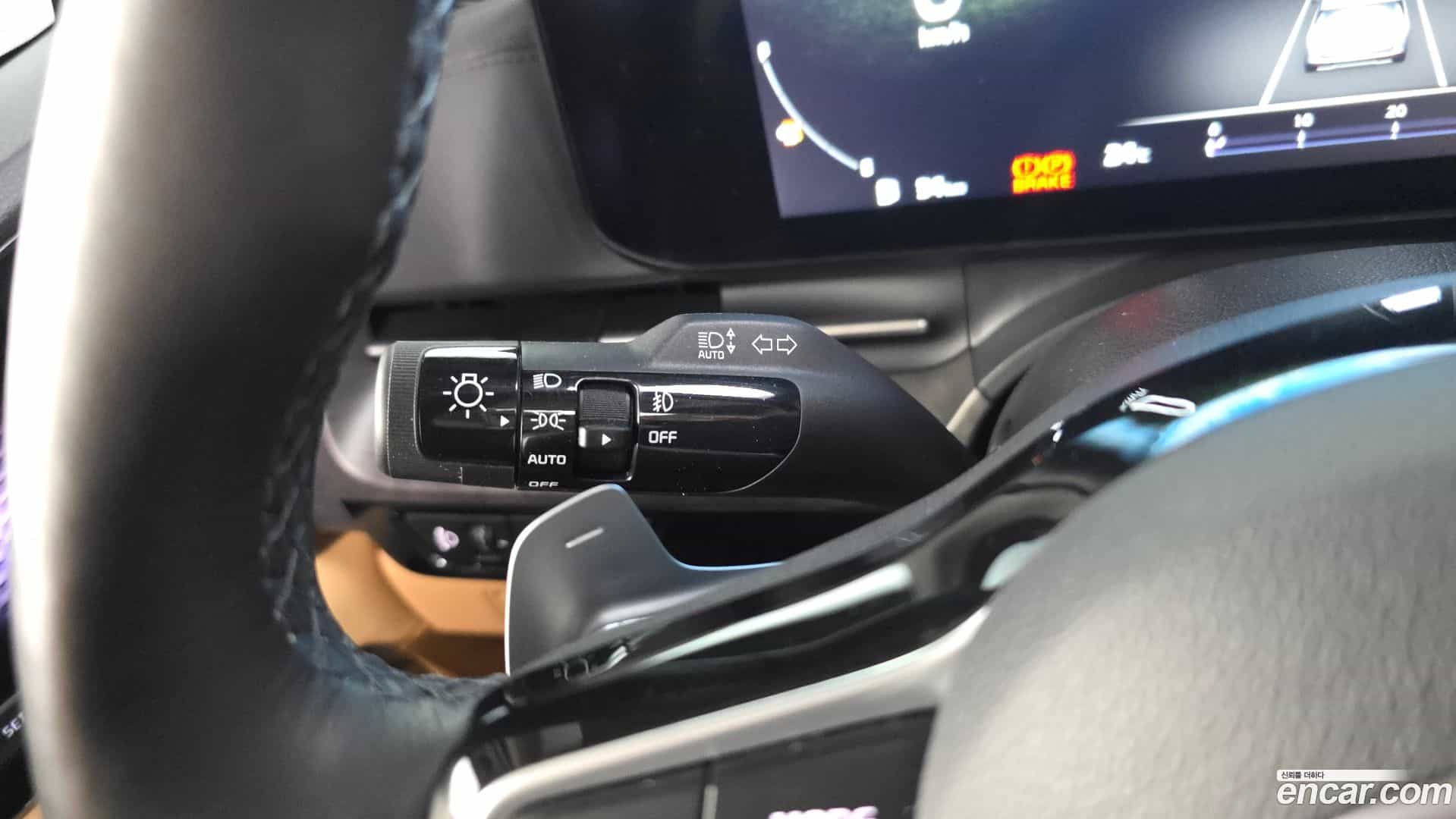 Canival Kia 2023.7-OPTION-043