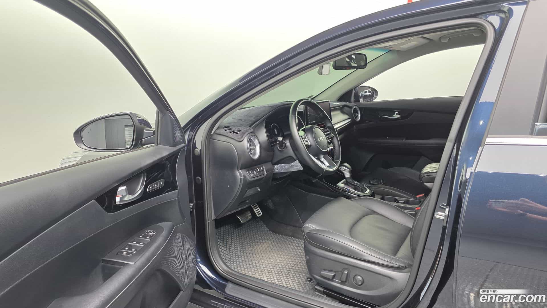 K3 Kia 2022.9-OPTION-015