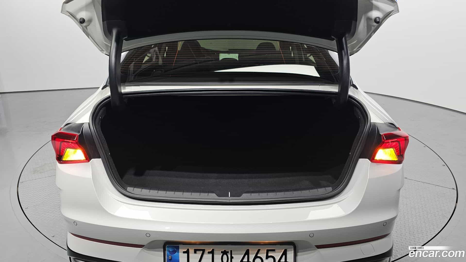 K5 Kia 2023.9-OPTION-024