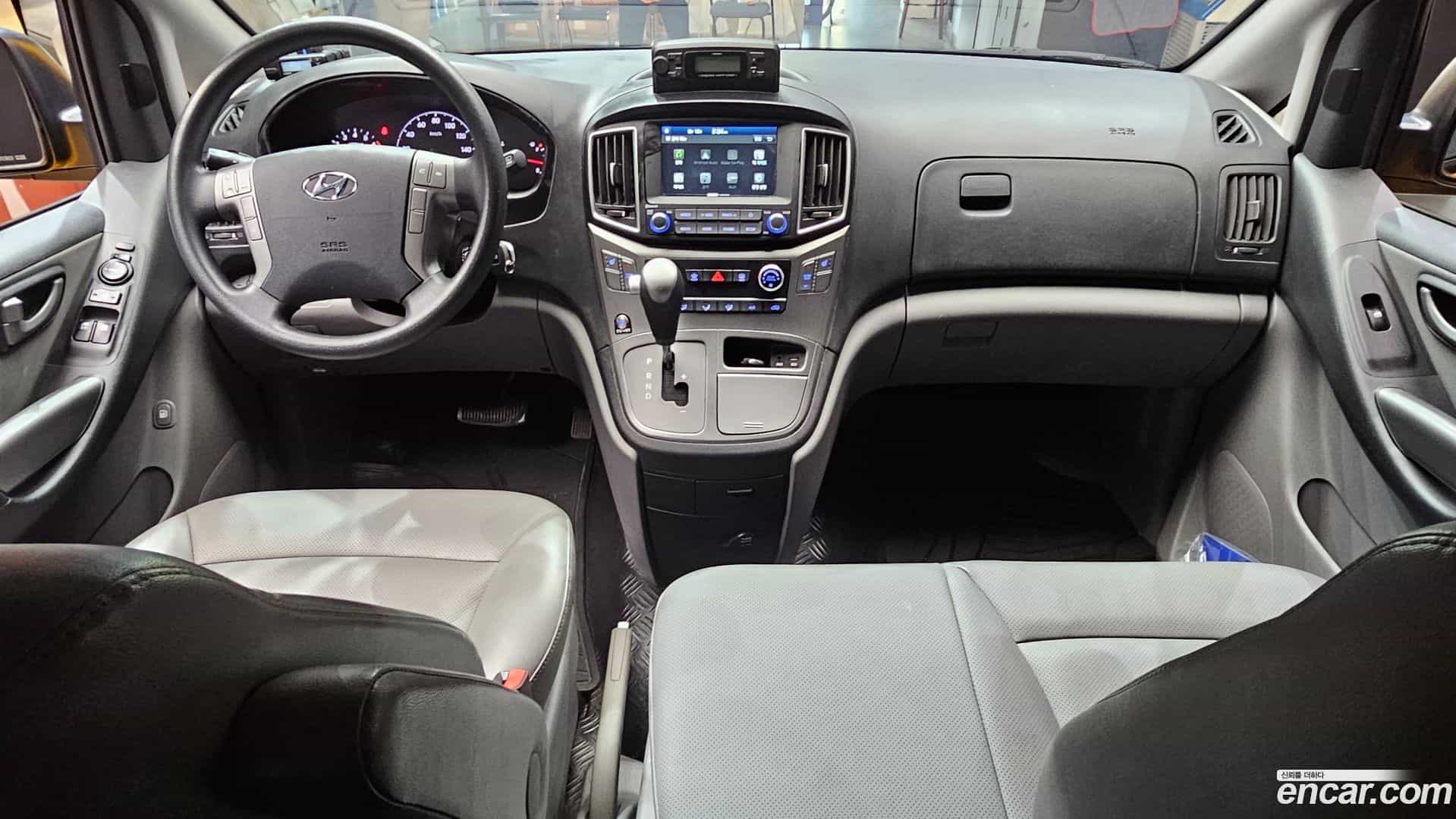 Starex Hyundai 2021.1-INNER-007