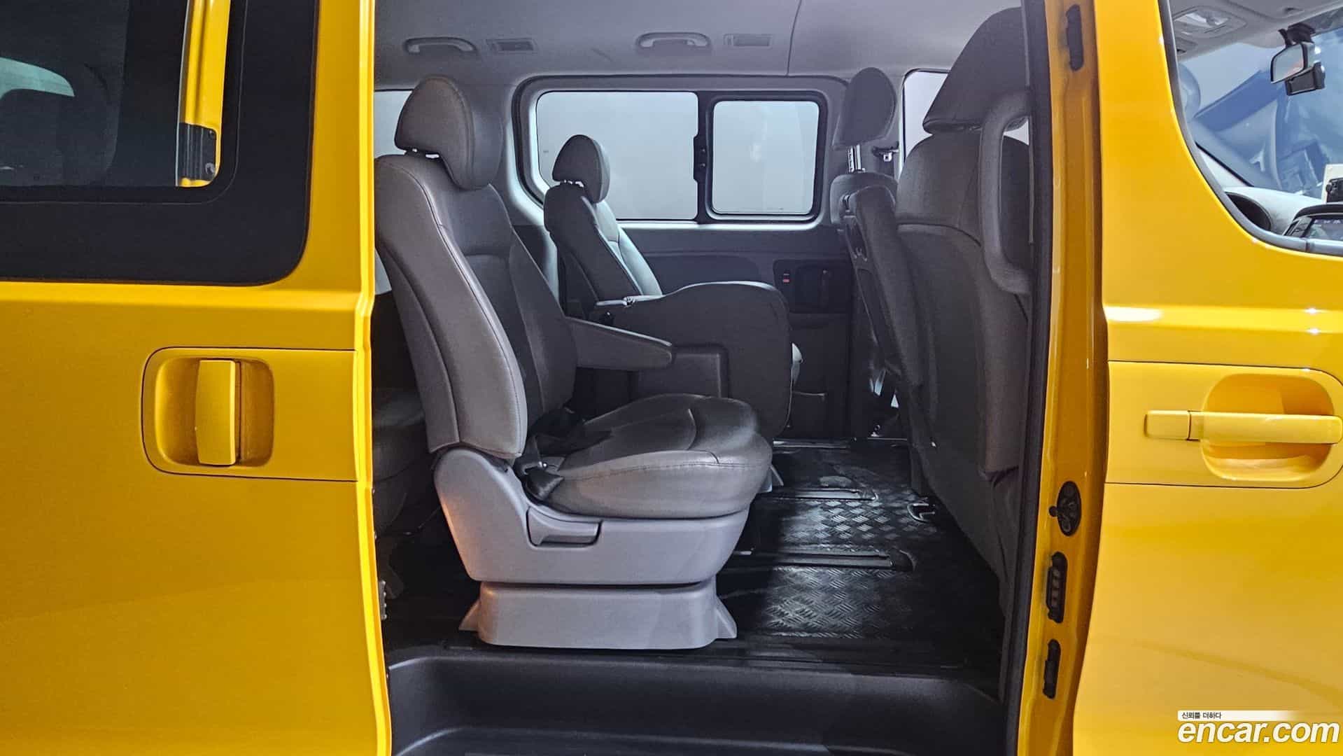 Starex Hyundai 2021.1-OPTION-016