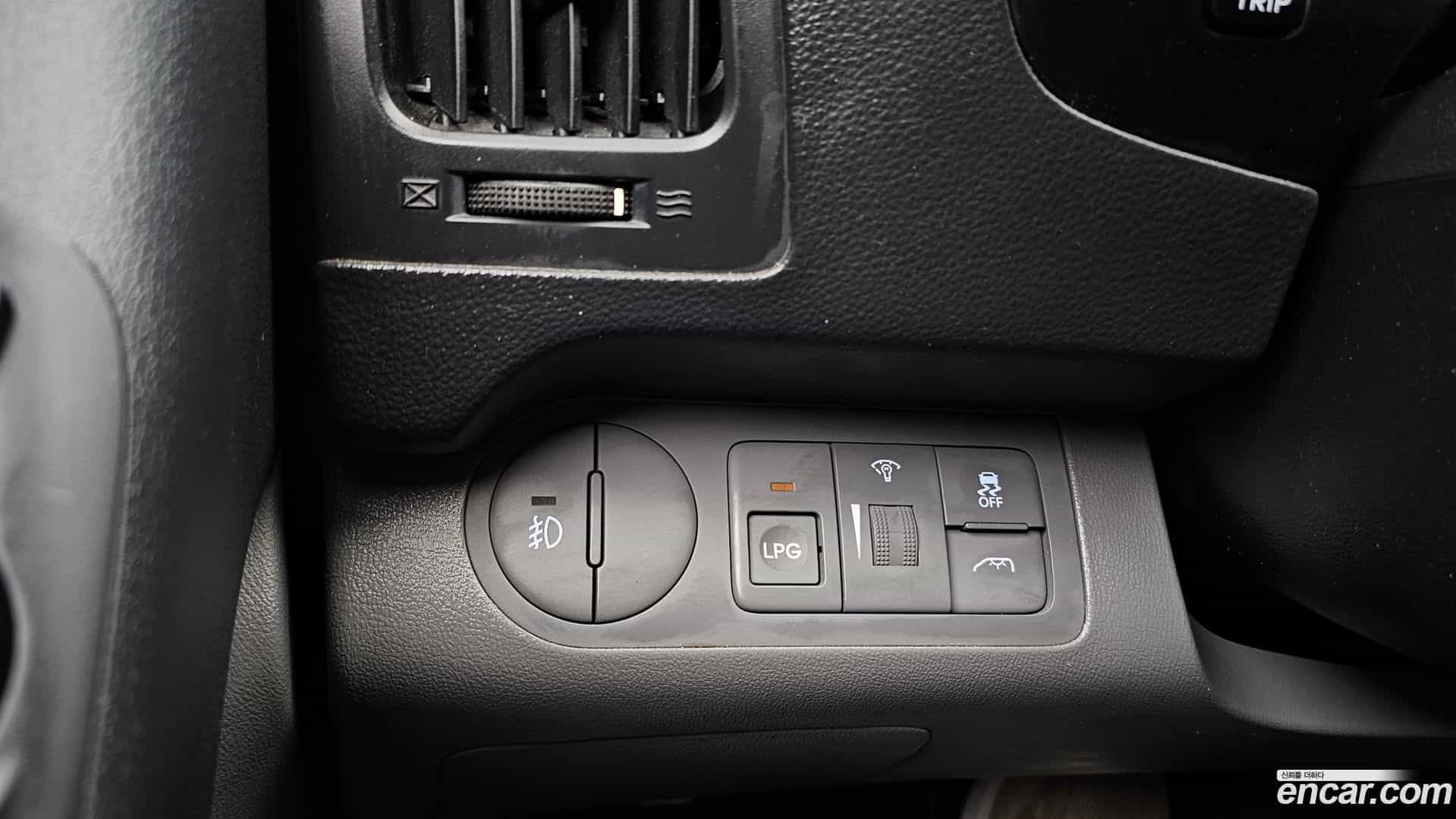 Starex Hyundai 2021.1-OPTION-023