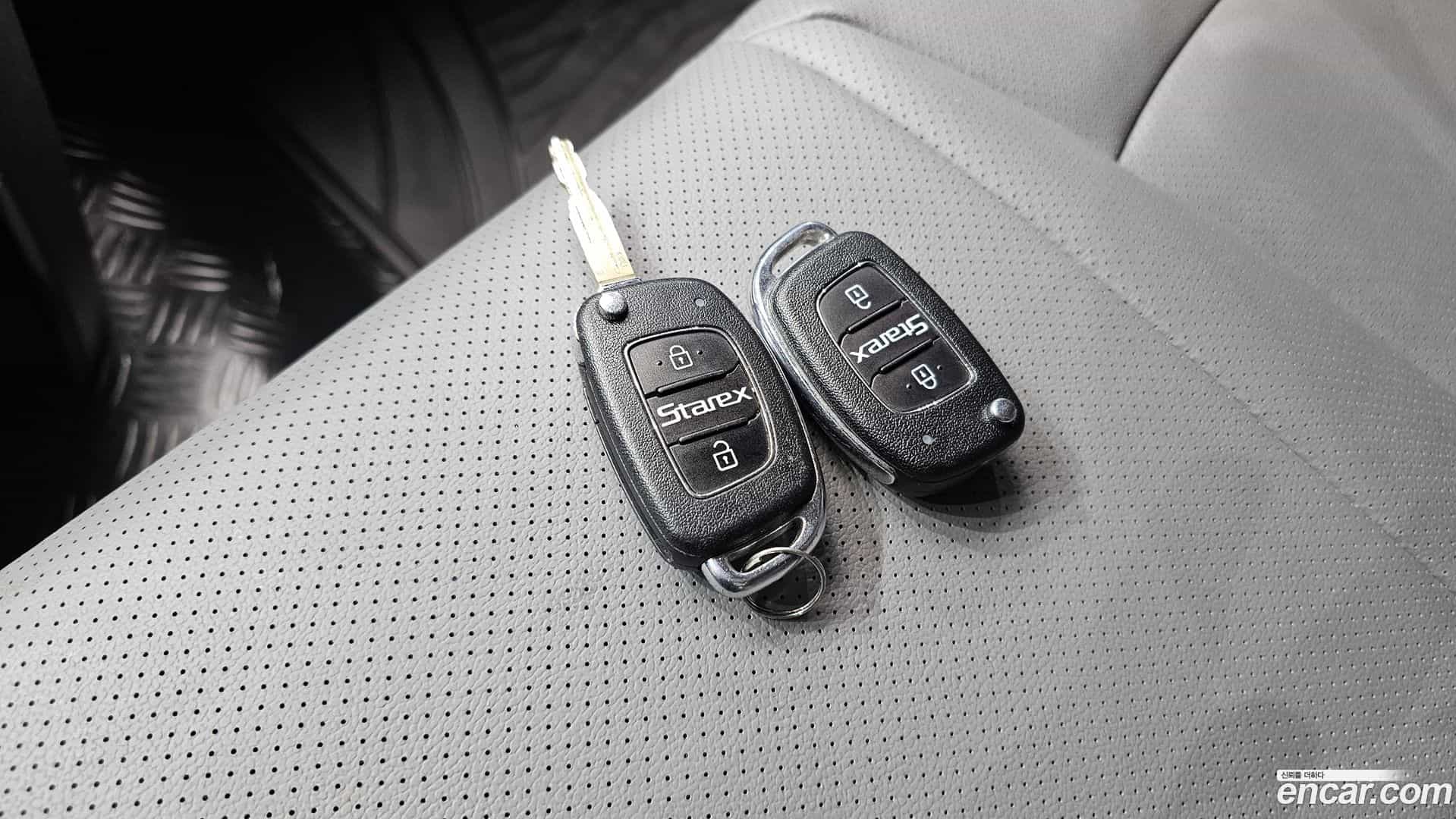 Starex Hyundai 2021.1-OPTION-040