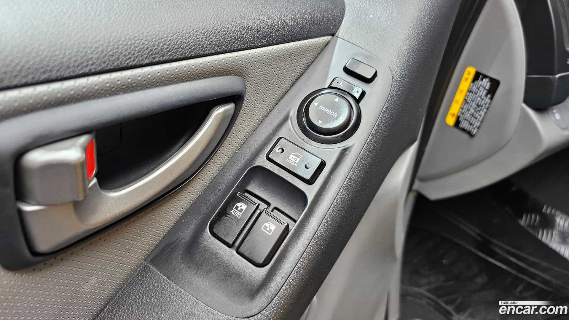 Starex Hyundai 2021.1-OPTION-042