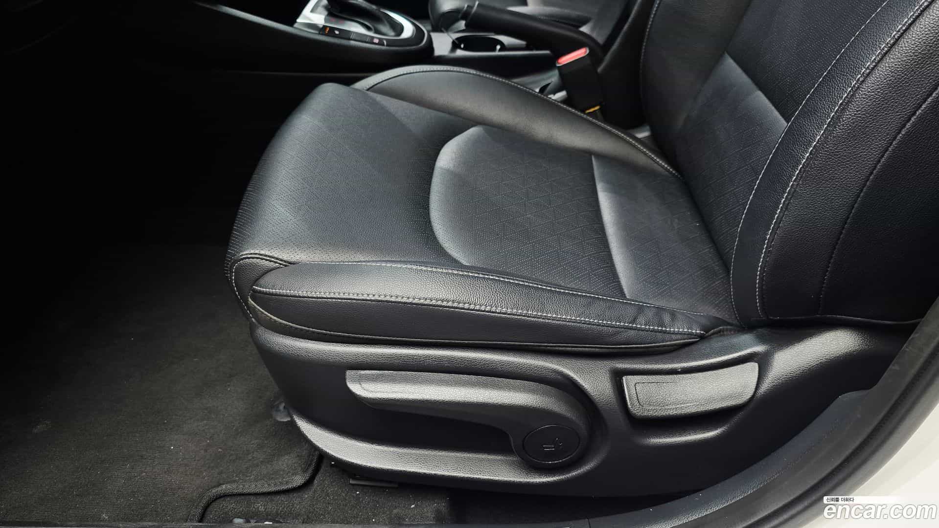 K3 Kia 2022.7-OPTION-041