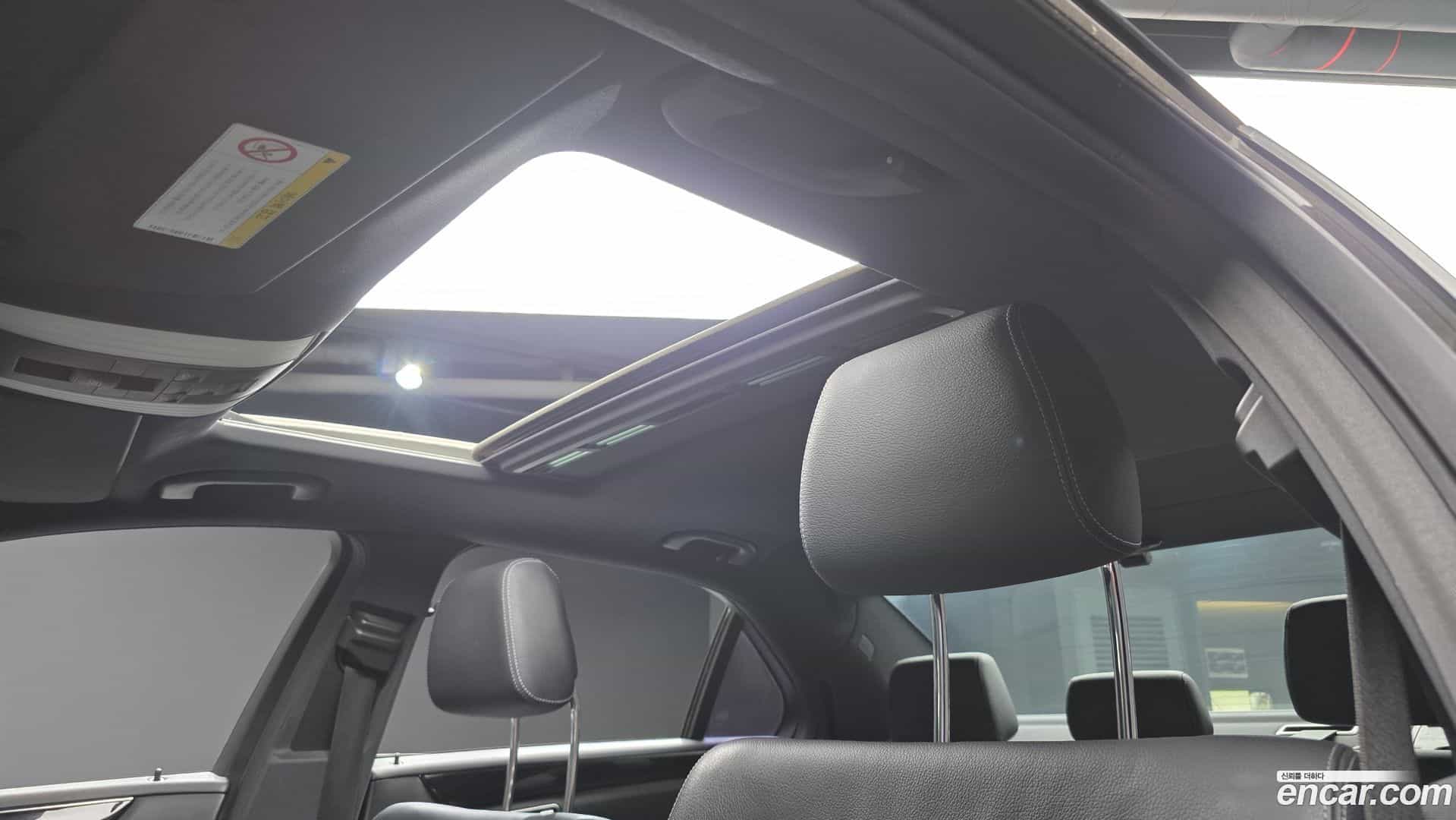 E-Class Mercedes-Benz 2016.2-OPTION-019