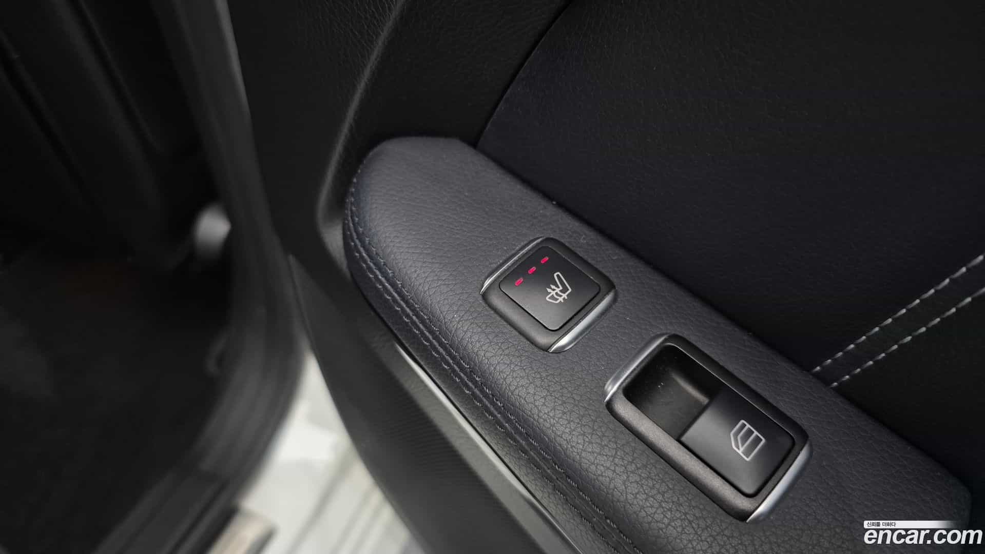 E-Class Mercedes-Benz 2016.2-OPTION-022