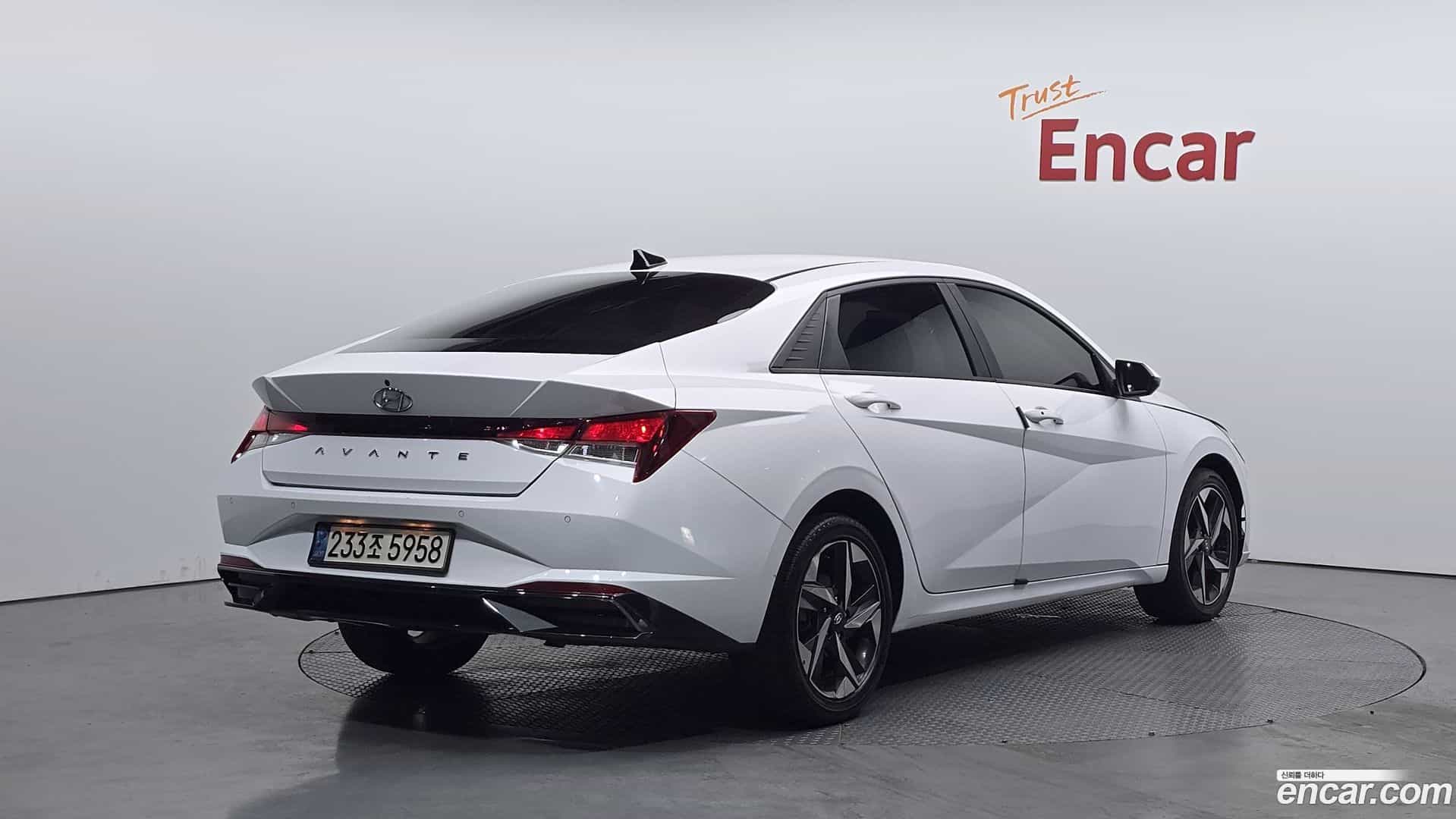AVANTE Hyundai 2021.3-OUTER-002