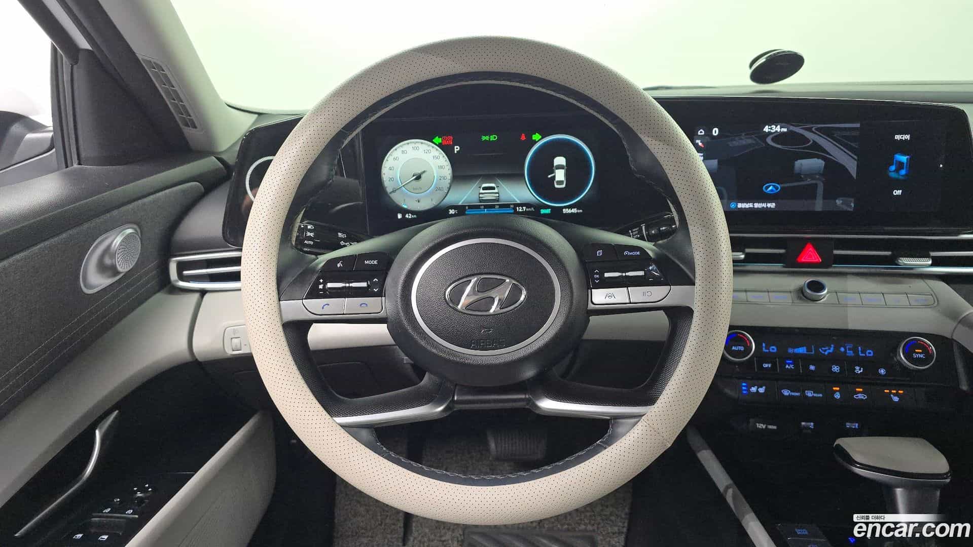 AVANTE Hyundai 2021.3-OPTION-017