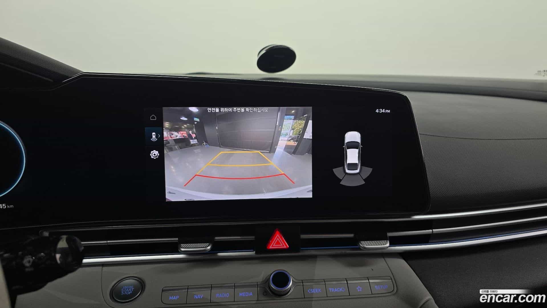 AVANTE Hyundai 2021.3-OPTION-018