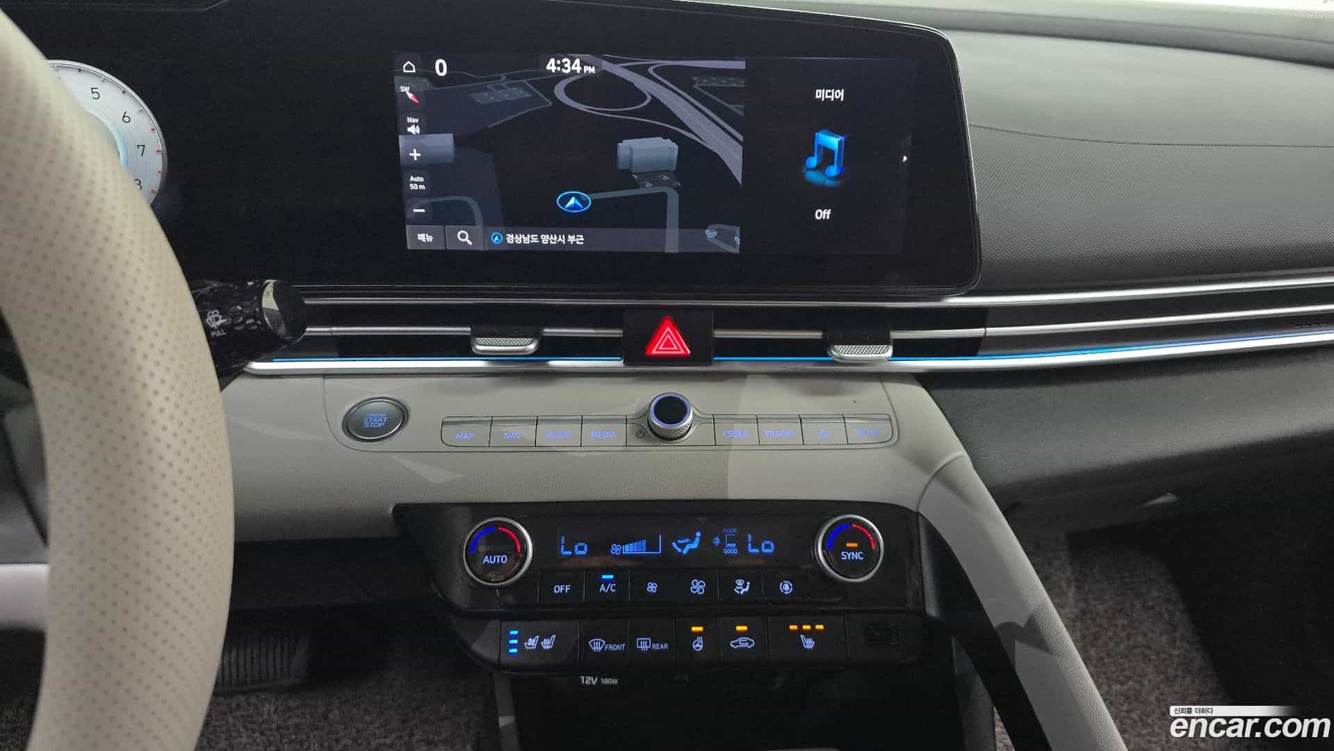 AVANTE Hyundai 2021.3-OPTION-019