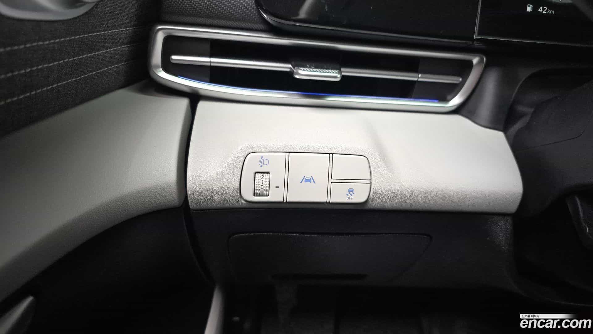 AVANTE Hyundai 2021.3-OPTION-020