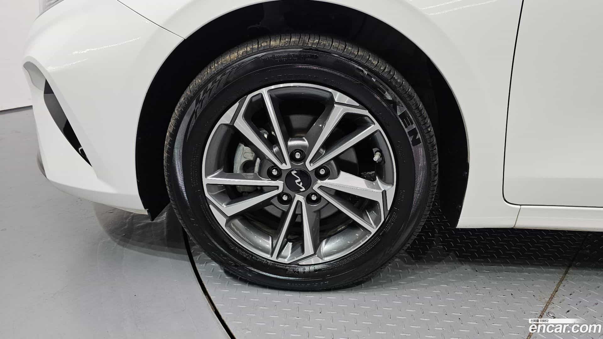 K3 Kia 2023.11-OUTER-005