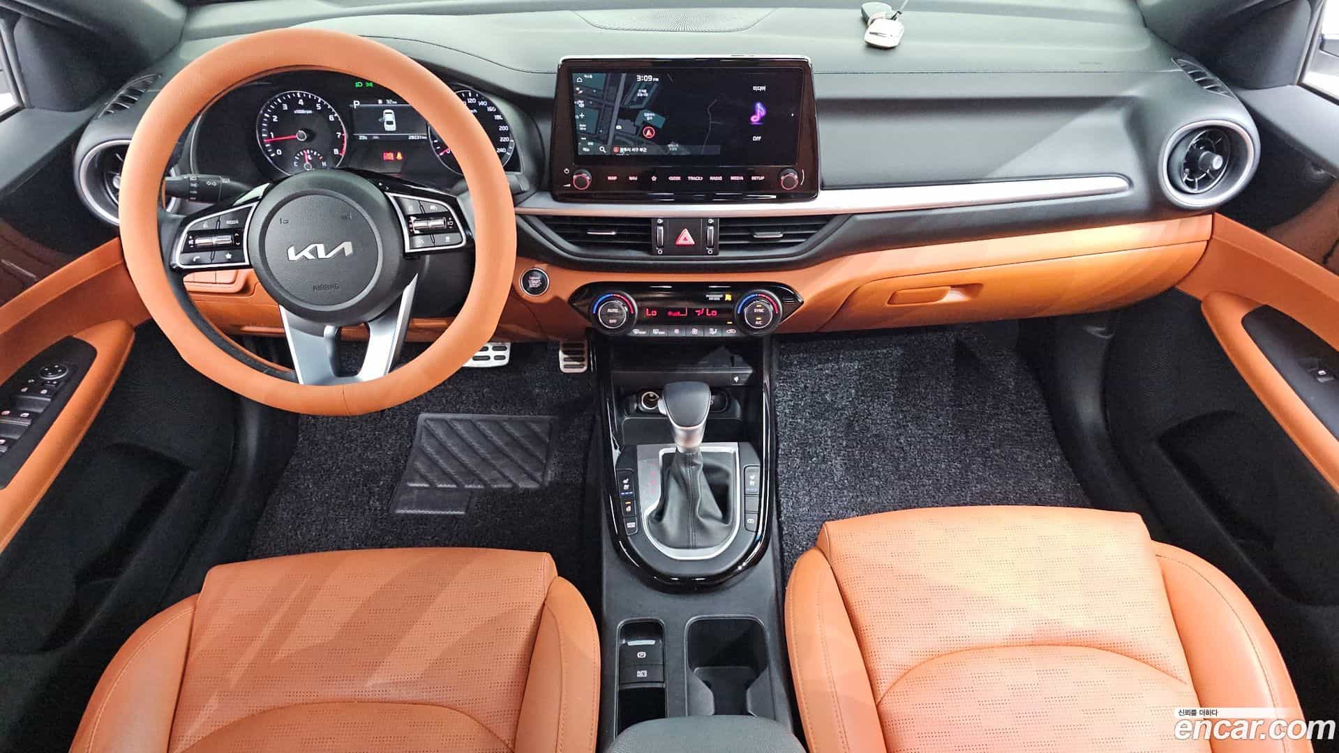 K3 Kia 2023.11-INNER-007